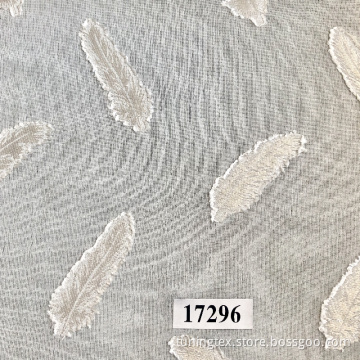 Polyester Jacquard -tyg med fjäderdesign